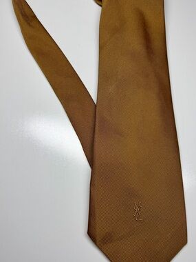 Vintage YSL Yves Saint Laurent Gold Tie 100% Silk Men’s Italy